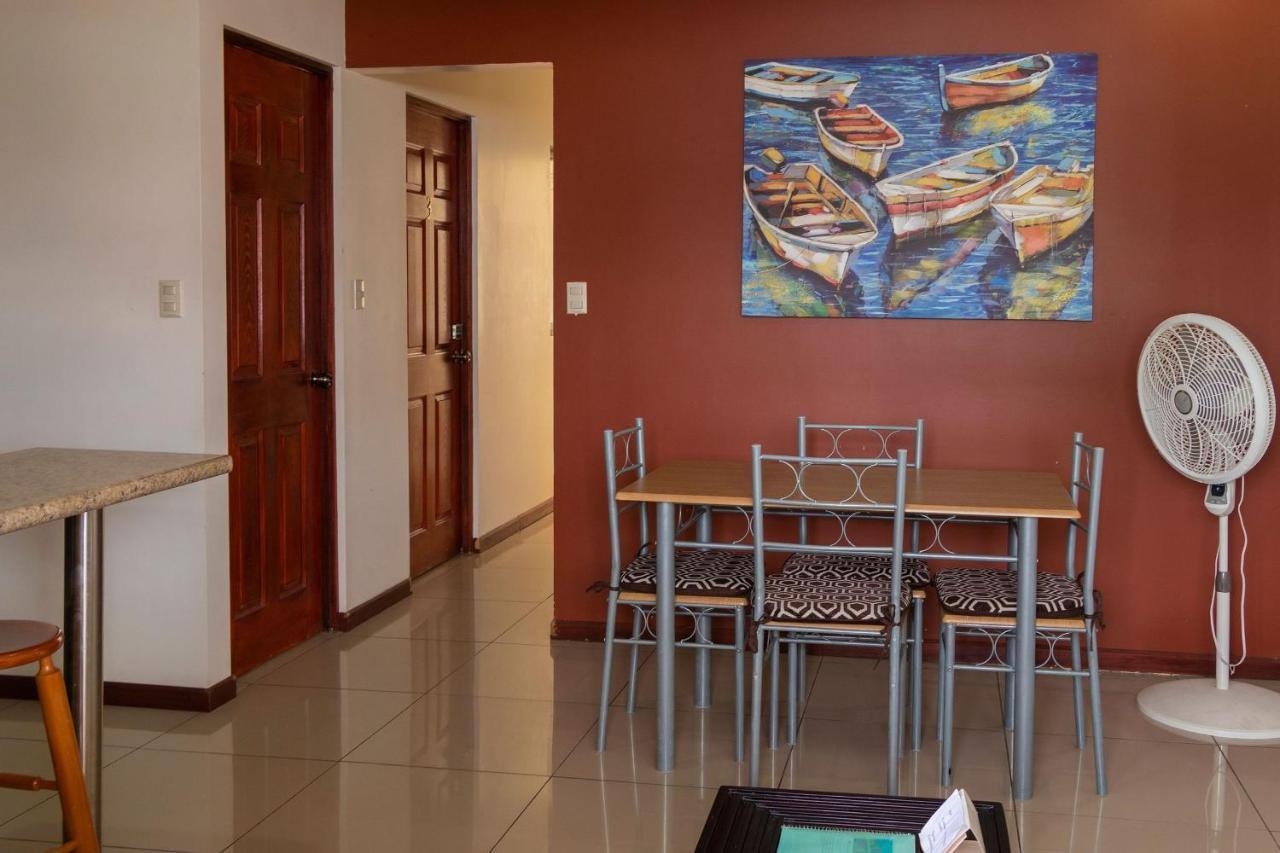 Aptos Casa Caribe, Habitaciones Privadas En Aptos Compartidos & Aptos Completos Con Auto Entrada 利蒙港 外观 照片